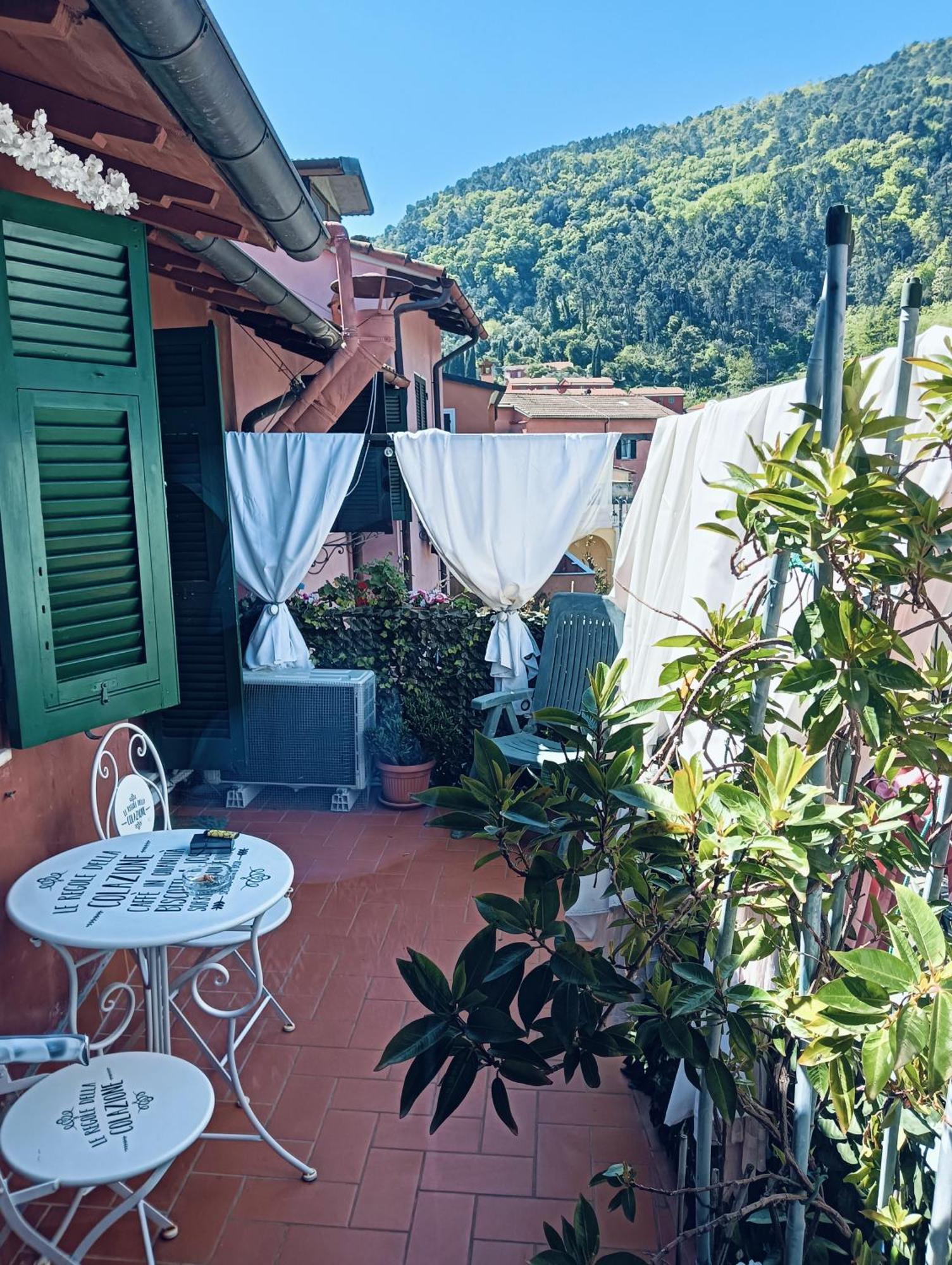 La Terrazza Di Ameglia Alta Apartment Exterior photo
